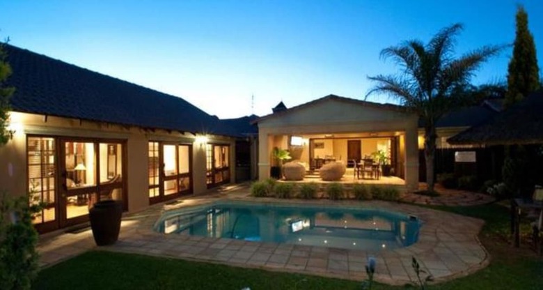 Hotel Rise And Shine Lodge
