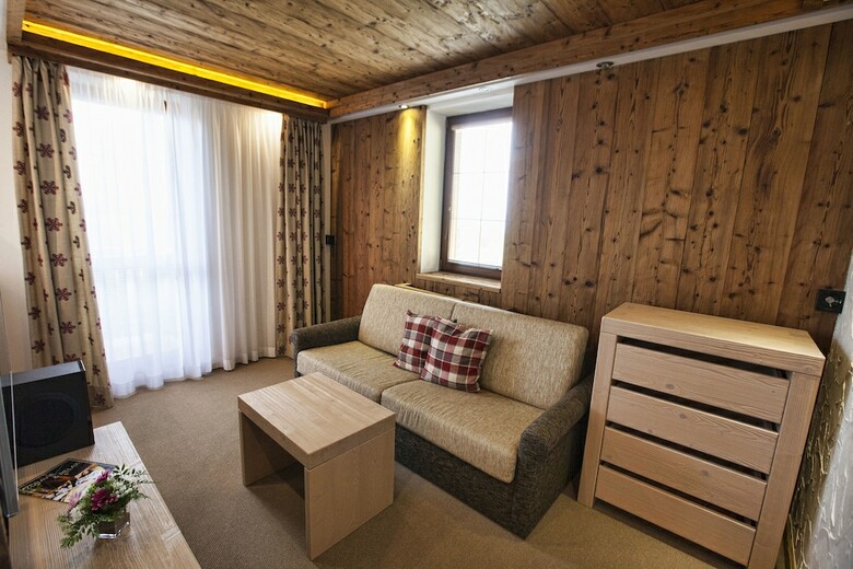 Aplend Hotel Kuku?ka A Rezidencie