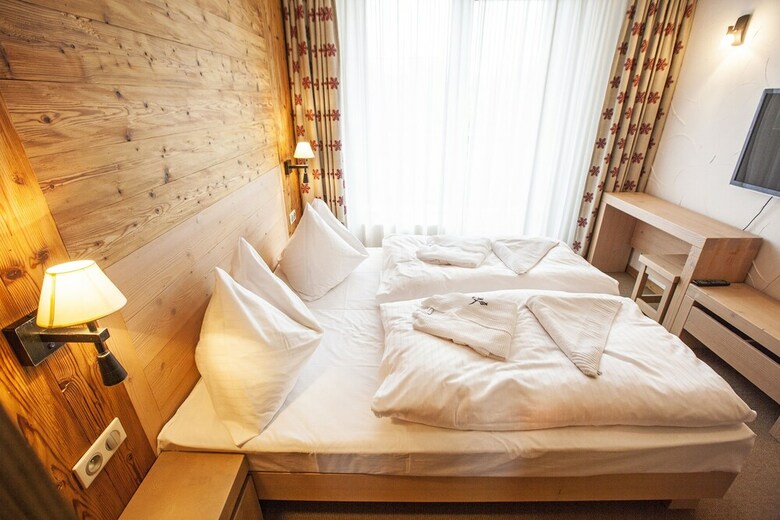 Aplend Hotel Kuku?ka A Rezidencie