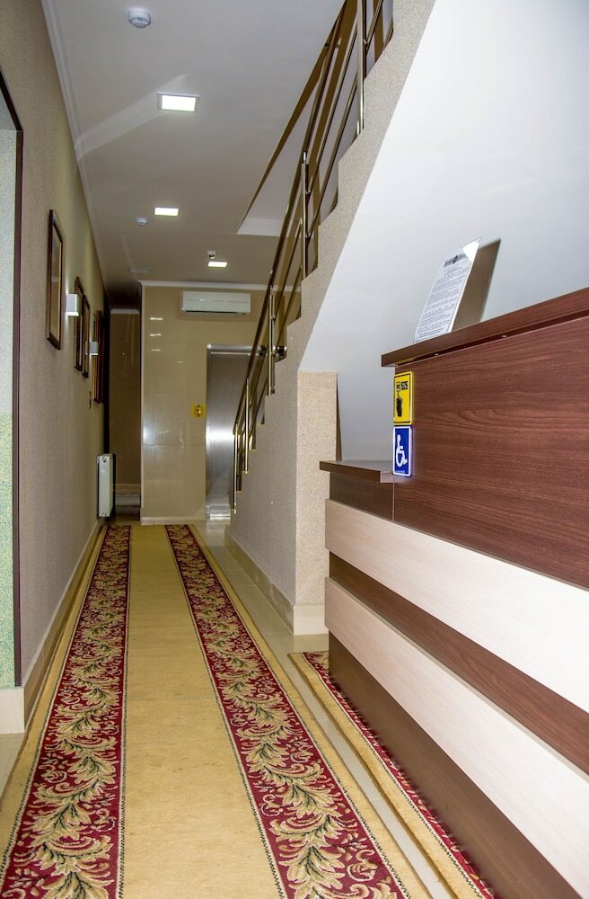 Hotel Otel Elisa Inn