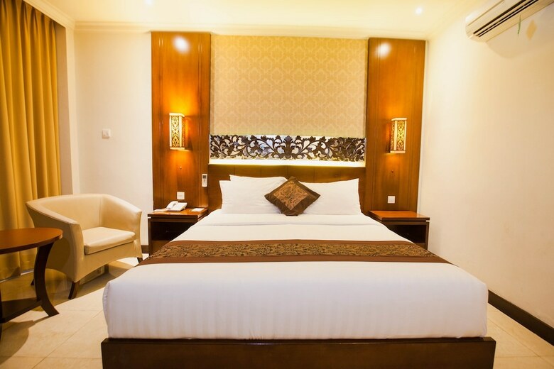 Ari Putri Hotel