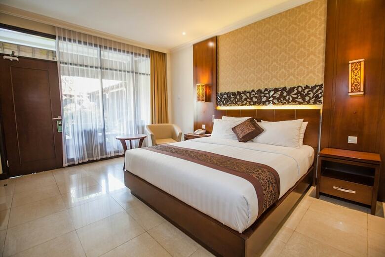 Ari Putri Hotel