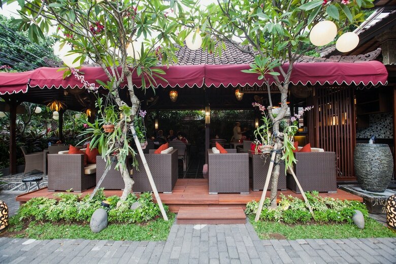 Ari Putri Hotel