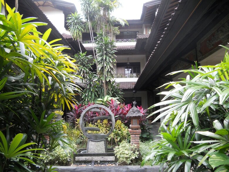 Ari Putri Hotel