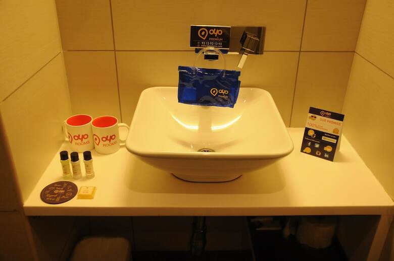 Capital O 1607 Hotel Alam Residency