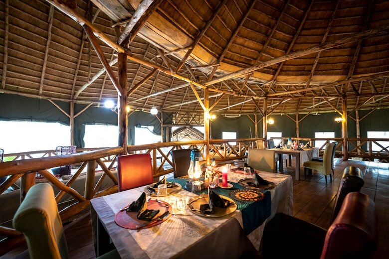 Posada Crater Safari Lodge