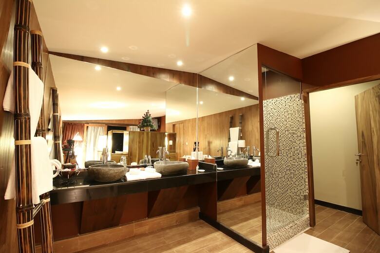 Hotel Seminyak Suites