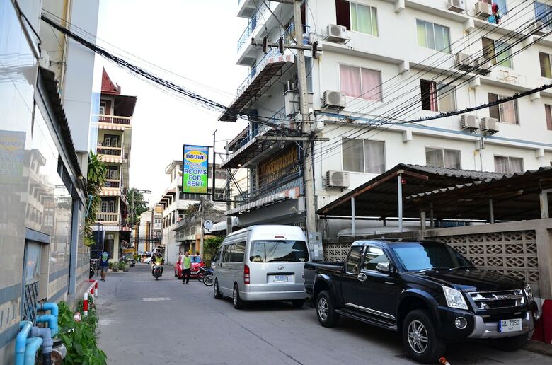 Apartamentos Naranya Mansion