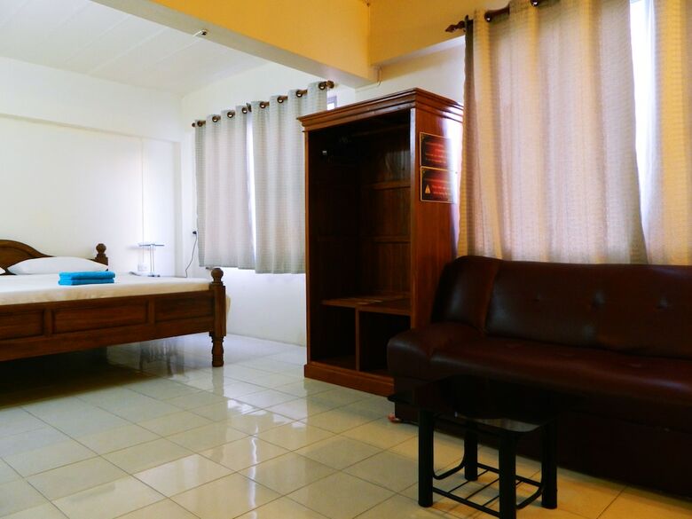Apartamentos Naranya Mansion