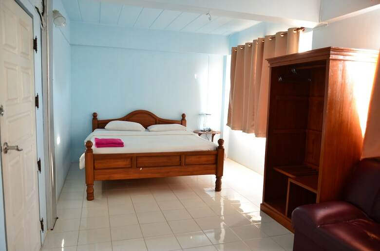 Apartamentos Naranya Mansion