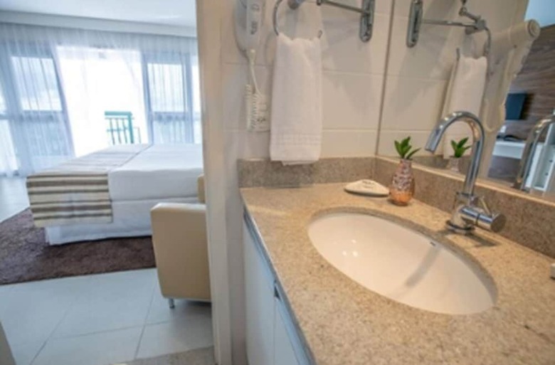 Hotel Vision Hplus Express +