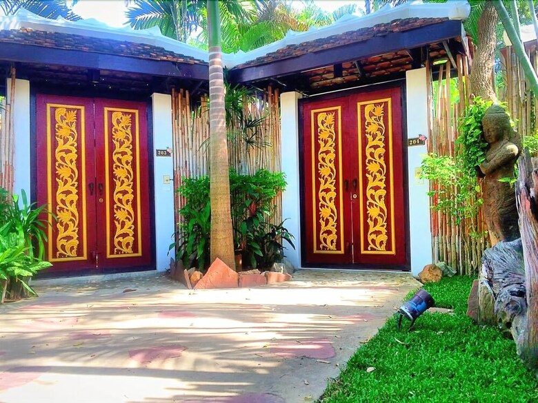 Napalai Pool Villa Resort