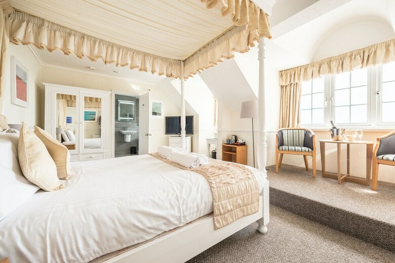 The Land's End Hotel