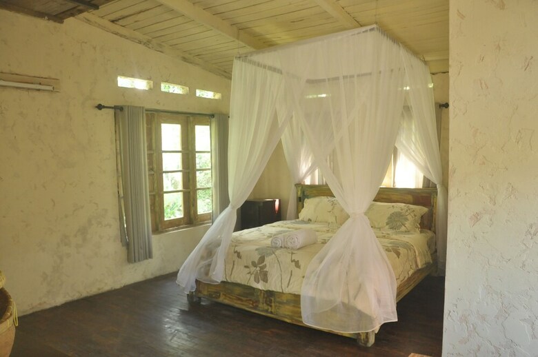 Hotel Tepi Sawah Lodge
