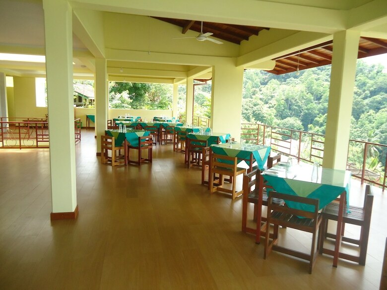 Hotel Nature Walk Resort
