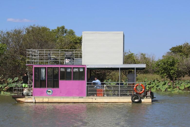 Corroboree Houseboats