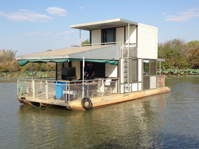 Corroboree Houseboats