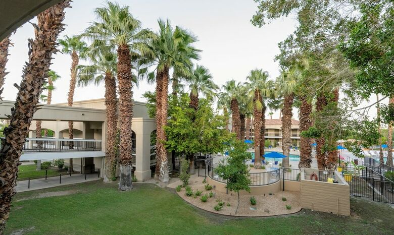 Motel Ivy Palm Resort
