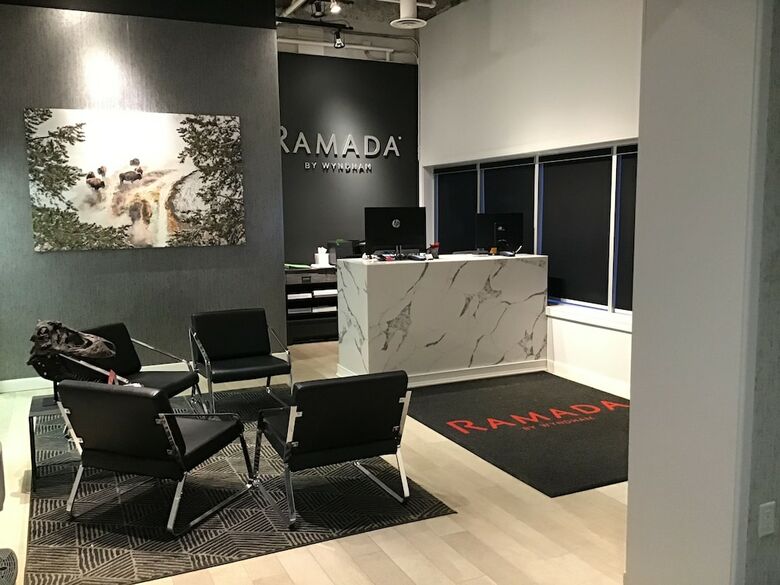 Hotel Ramada By Wyndham Fort Mcmurray