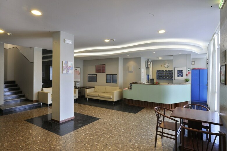 Hotel President's