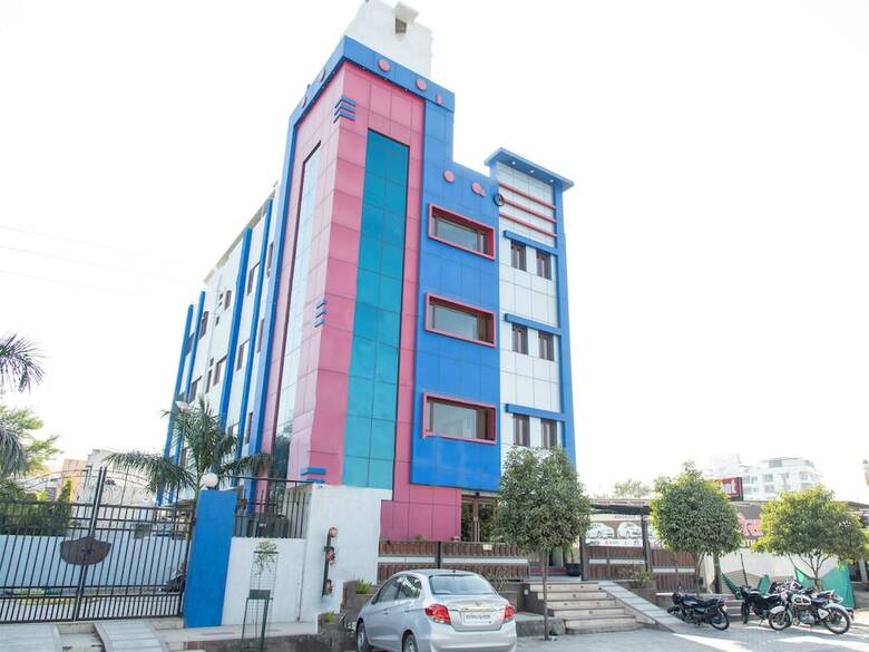 Oyo 1681 Hotel Devansh