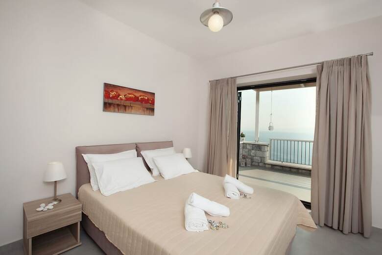 Apartamentos Petra Thea