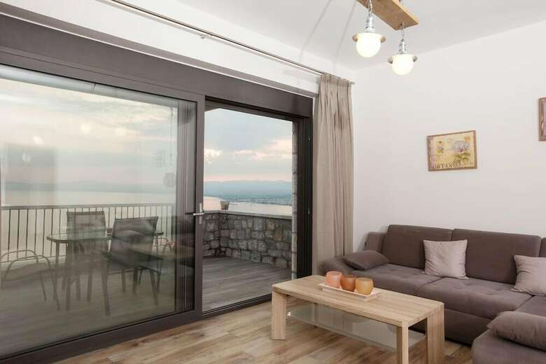 Apartamentos Petra Thea