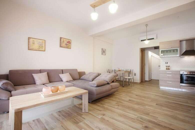 Apartamentos Petra Thea