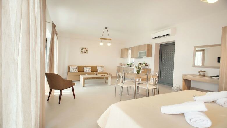 Apartamentos Petra Thea