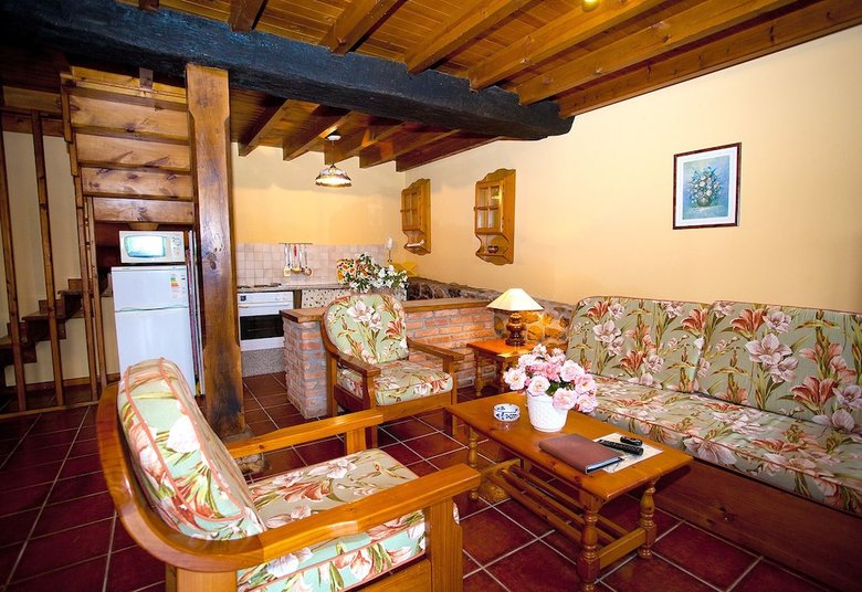 Agroturismo Ardavin II