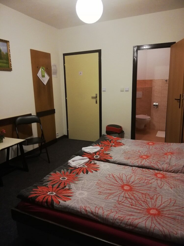 Abc Hotel