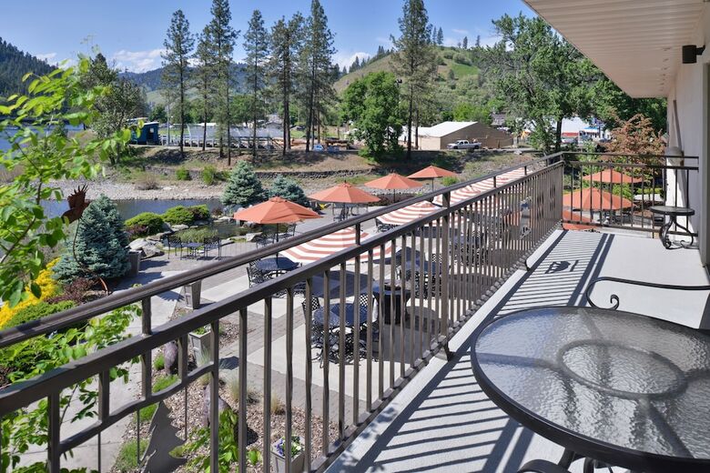 Hotel Best Western Lodge At River's Edge