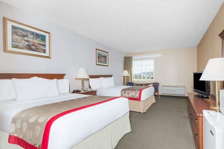 Hotel Ramada By Wyndham Strasburg