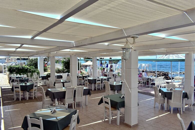 Hotel Corali Beach