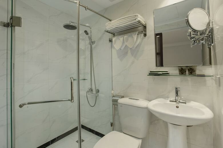 Hanoi La Selva Hotel