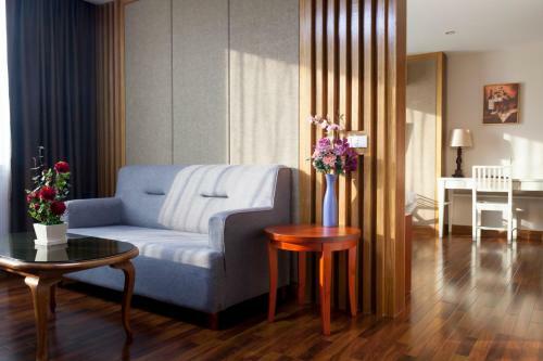 The Travellers Hotel