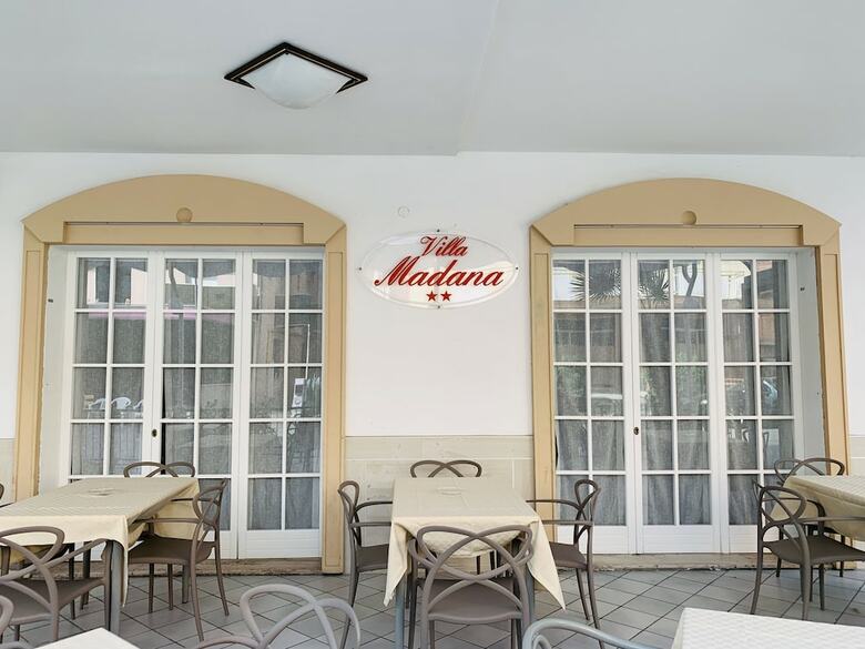 Hotel Villa Madana