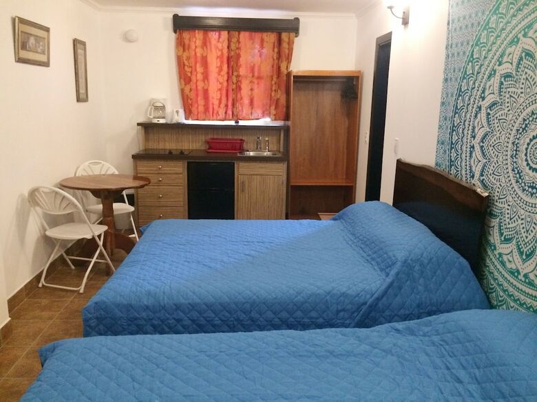 Hotel Easy Inn