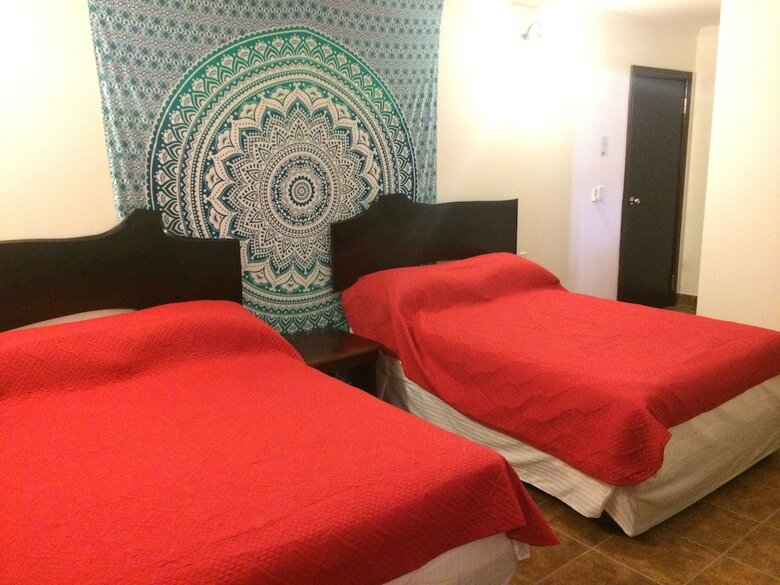 Hotel Easy Inn