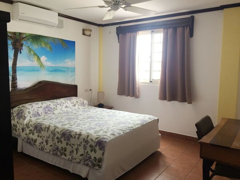 Hotel Easy Inn