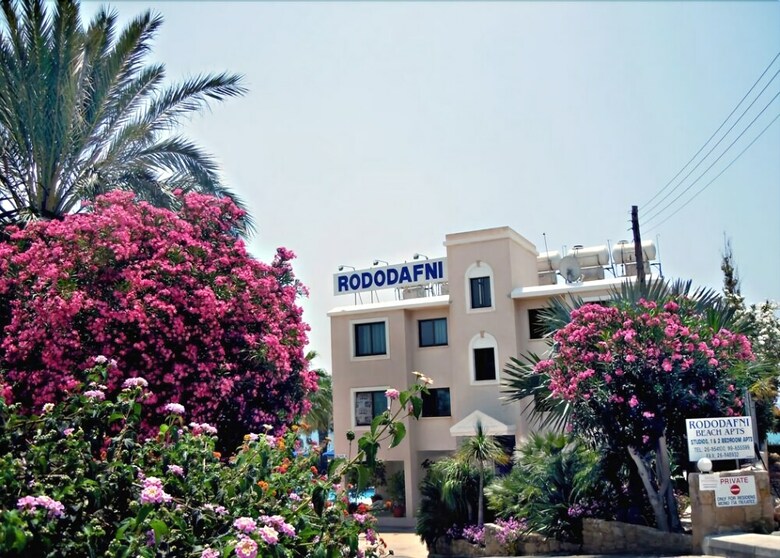 Rododafni Beach Apartments