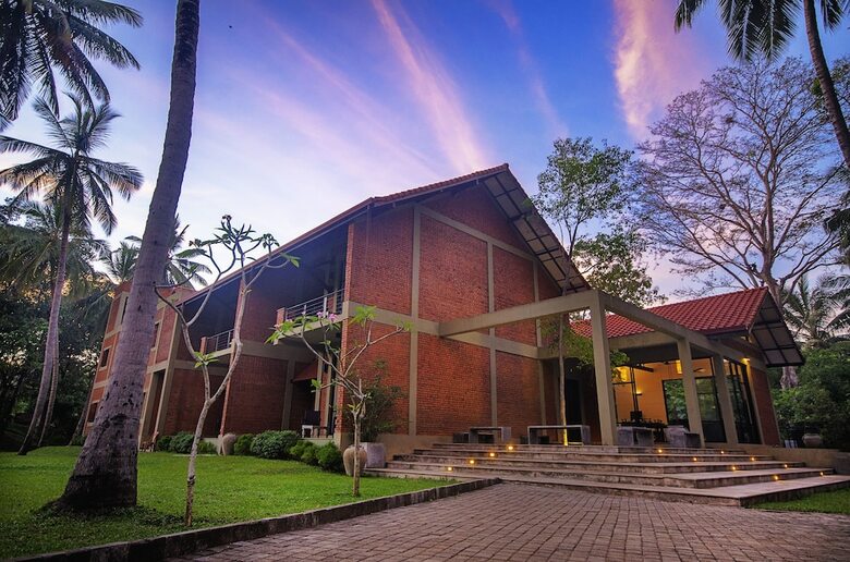 Hotel Arika Villa