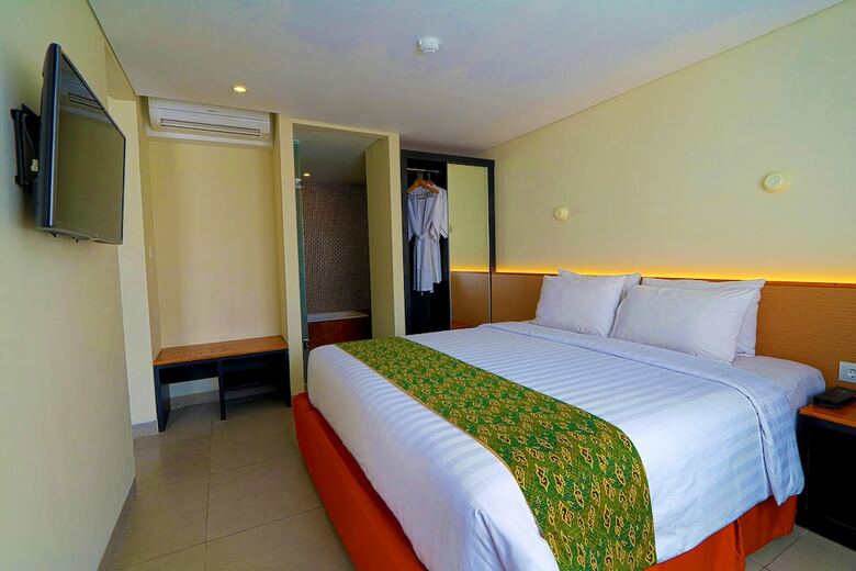 Hotel Dafam Savvoya Seminyak Bali