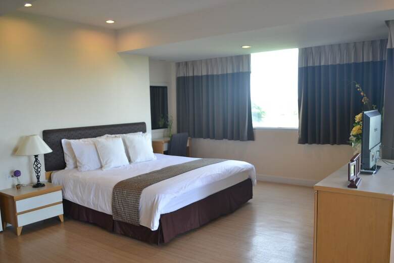 Sky Place Serviced Apartment