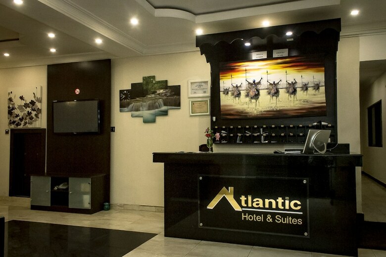 Atlantic Hotel And Suites