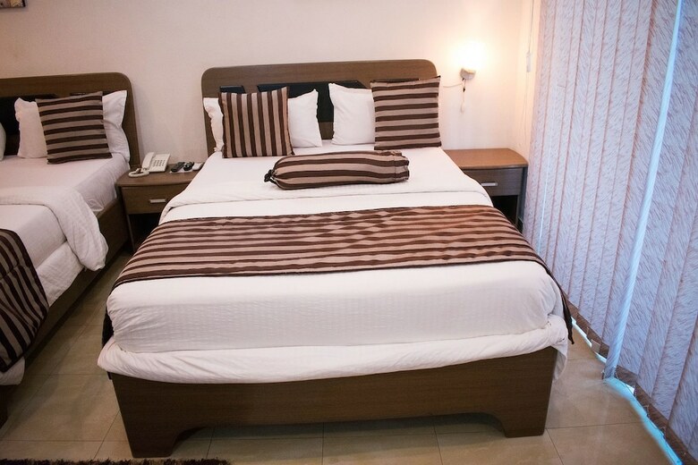 Atlantic Hotel And Suites