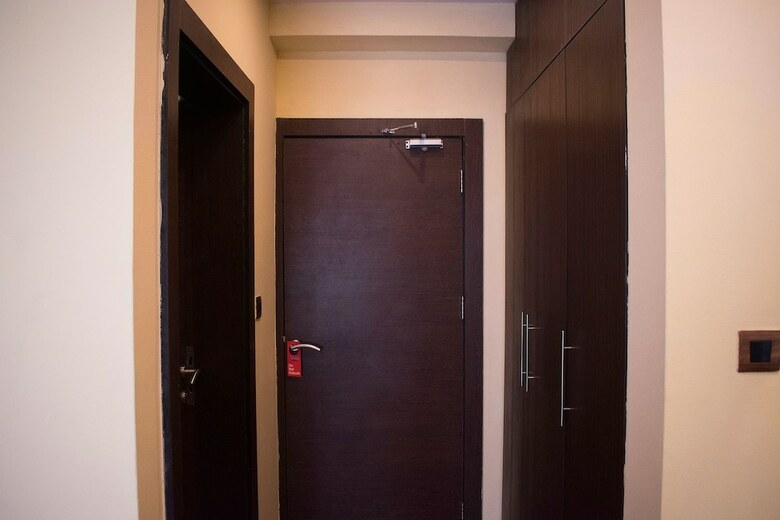 Atlantic Hotel And Suites