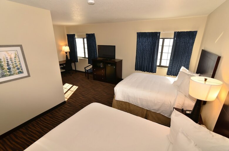 Hotel Cobblestone Inn & Suites - Holstein
