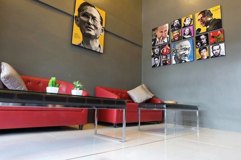 Hostal Loma Hostel At Phuket Town