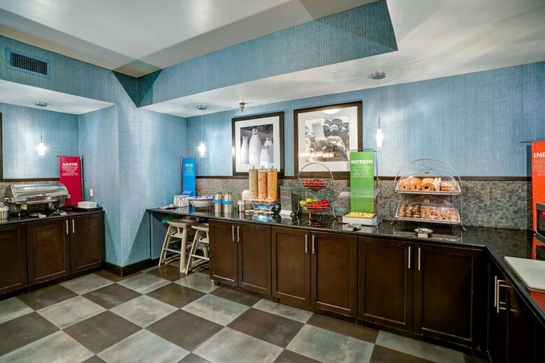 Hotel Hampton Inn State College